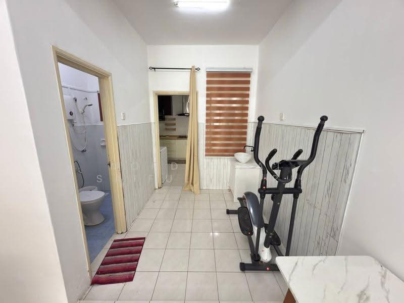 2-storey Terraced House for Sale in Jenjarom (Selangor) - Mohd Aizat Saiful Bahri - Bathroom - PropertyGuru.com.my