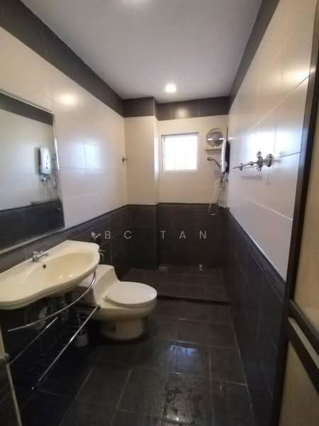 2-storey Terraced House for Rent in Taman Mastiara (Jalan Ipoh) - BC TAN - Bathroom - PropertyGuru.com.my