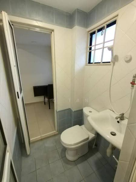 2-storey Terraced House for Rent in Taman Mastiara (Jalan Ipoh) - BC TAN - Bathroom - PropertyGuru.com.my
