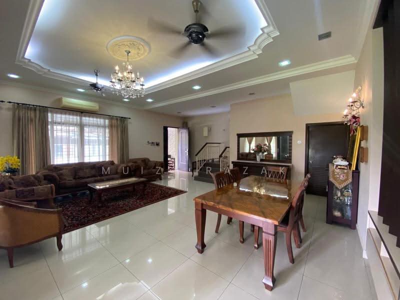 Semi-Detached House for Sale in Bandar Seri Putra (Bangi) - Muizz Razak - Living Room - PropertyGuru.com.my