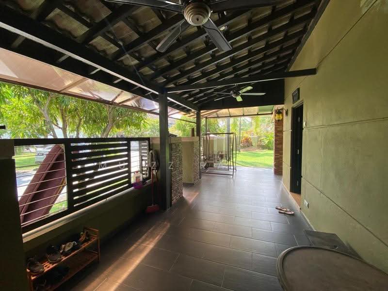 Semi-Detached House for Sale in Bandar Seri Putra (Bangi) - Muizz Razak - Exterior - PropertyGuru.com.my