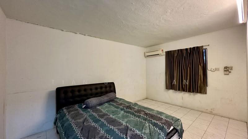 Bungalow House for Sale in Bukit Bandaraya (Bangsar) - Tian Soon Tan - Bedroom - PropertyGuru.com.my