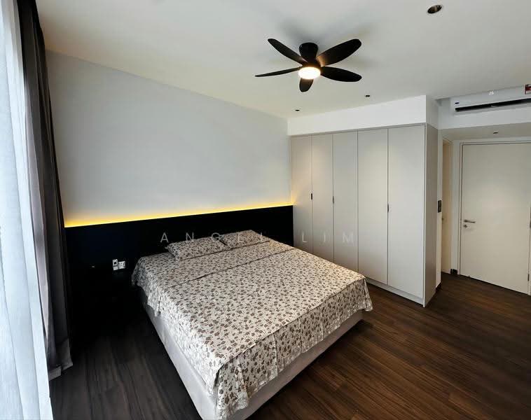 Kediaman Servis untuk Disewa di Duta Park Residences - Angel Lim - Master Bedroom_Wardrobe - PropertyGuru.com.my