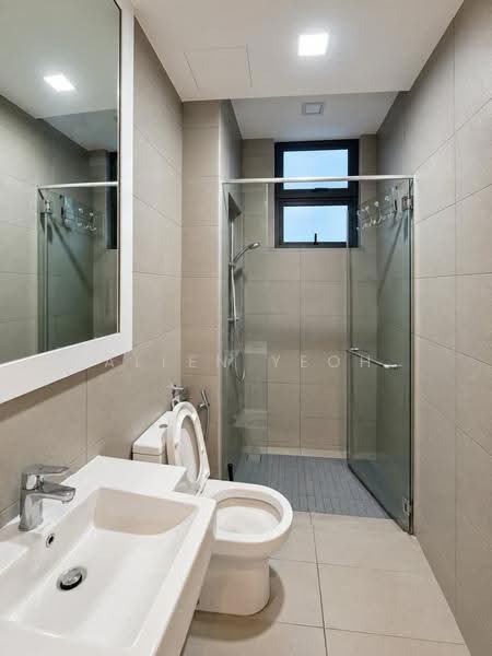 Condominium for Sale at The Light Collection III - Allen Yeoh - Bathroom - PropertyGuru.com.my