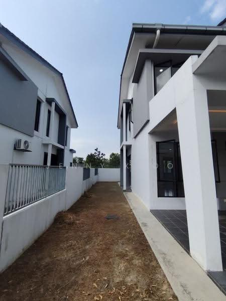 Terraced House for Rent in Rawang (Selangor) - Jenny Khoo - Exterior - PropertyGuru.com.my