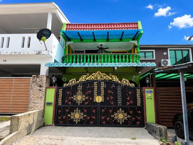 2-storey Terraced House for Sale in Taman Kajang Baru (Kajang) - Mohd Aizat Saiful Bahri - Exterior - PropertyGuru.com.my