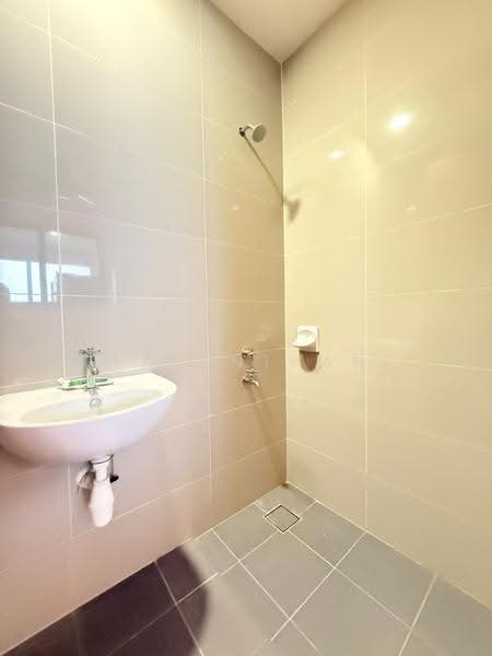 Kediaman Servis untuk Dijual di The Astaka @ 1 Bukit Senyum - Javenthan Ng - PropertyGuru.com.my