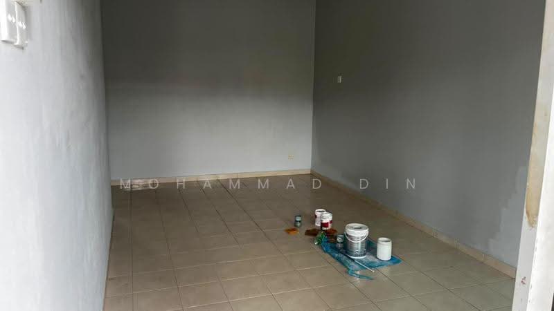 1-storey Terraced House for Sale in Seksyen 30 (Shah Alam) - Mohammad Din Majid - Interior - PropertyGuru.com.my