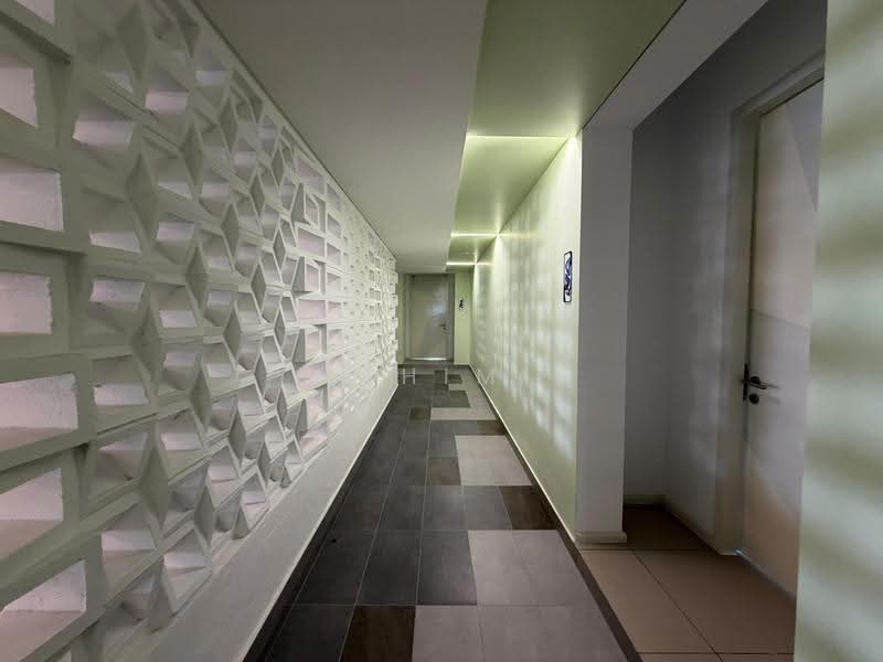 Service Residence for Rent at Residensi Estetik 8 (Est8) - Thim Chin Kit - Corridor - PropertyGuru.com.my