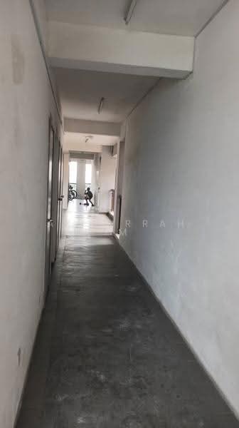 Kondominium untuk Disewa di Saujana Aster - Azizirrahim . - Corridor - PropertyGuru.com.my
