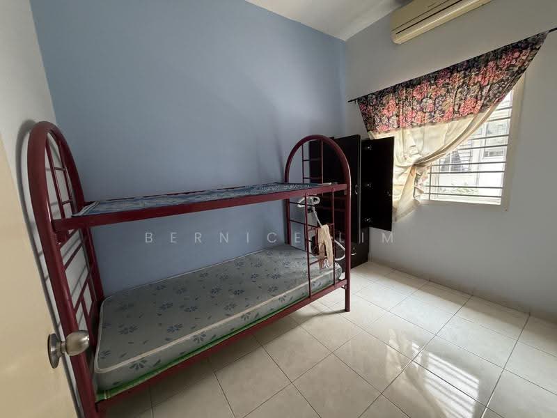 Rumah Teres 2-Tingkat untuk Dijual di Setia Tropika (Johor Bahru) - Bernice Lim - Bedroom - PropertyGuru.com.my