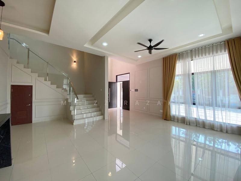 Rumah Berkembar untuk Dijual di Puncak Melawati (Melawati) - Muizz Razak - PropertyGuru.com.my