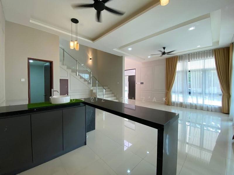Rumah Berkembar untuk Dijual di Puncak Melawati (Melawati) - Muizz Razak - PropertyGuru.com.my