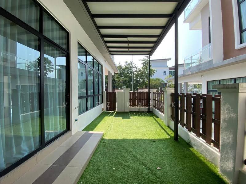 Rumah Berkembar untuk Dijual di Puncak Melawati (Melawati) - Muizz Razak - PropertyGuru.com.my