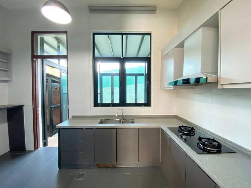 Rumah Berkembar untuk Dijual di Puncak Melawati (Melawati) - Muizz Razak - PropertyGuru.com.my