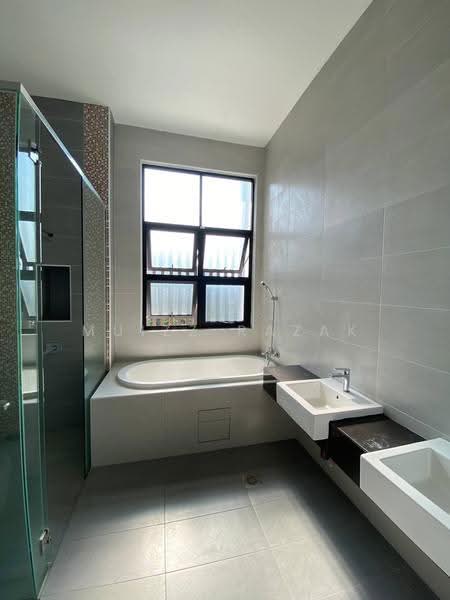 Rumah Berkembar untuk Dijual di Puncak Melawati (Melawati) - Muizz Razak - PropertyGuru.com.my
