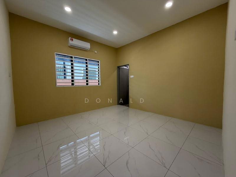 Semi-Detached House for Sale in Taman Kampar (Ipoh) - Donald Goh - PropertyGuru.com.my