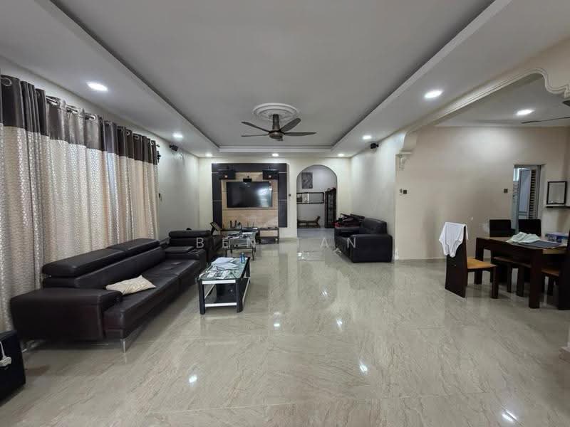 Bungalow House untuk Disewa di Rawang (Selangor) - Ben Tan - Living Room - PropertyGuru.com.my