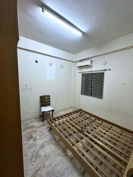 Rumah Berkembar untuk Dijual di Kampung Mahmoodiah (Johor Bahru) - Karl Lim - Bedroom - PropertyGuru.com.my
