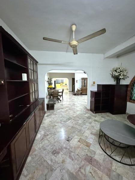 Rumah Berkembar untuk Dijual di Kampung Mahmoodiah (Johor Bahru) - Karl Lim - Living Room - PropertyGuru.com.my