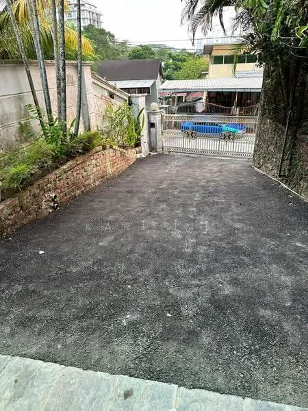 Rumah Berkembar untuk Dijual di Kampung Mahmoodiah (Johor Bahru) - Karl Lim - Exterior - PropertyGuru.com.my