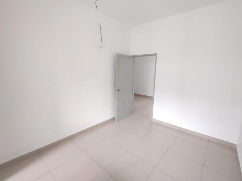 2-storey Terraced House for Sale in Amverton Hills (Sungai Buloh) - Sam Yap - Interior - PropertyGuru.com.my