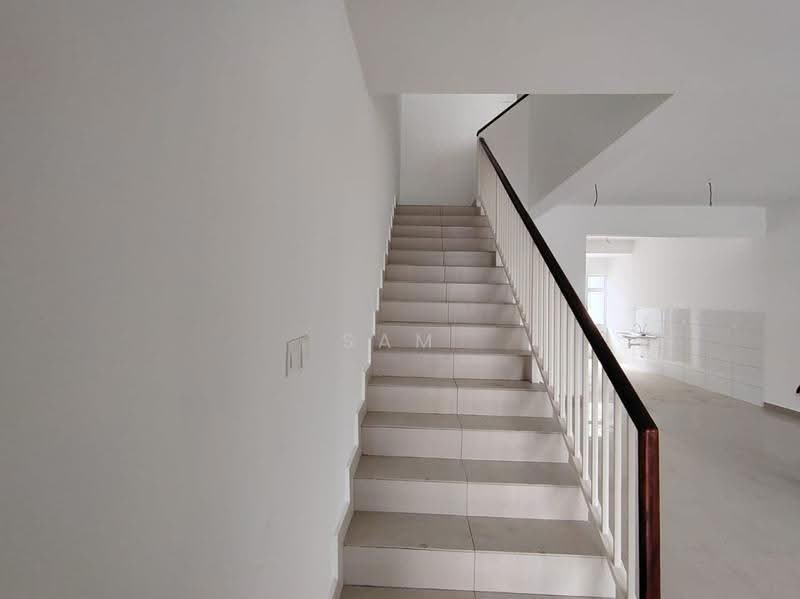2-storey Terraced House for Sale in Amverton Hills (Sungai Buloh) - Sam Yap - Interior - PropertyGuru.com.my