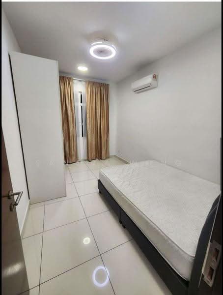 Condominium for Rent at Paraiso Residence @ The Earth - Sandra Wong - Bedroom - PropertyGuru.com.my