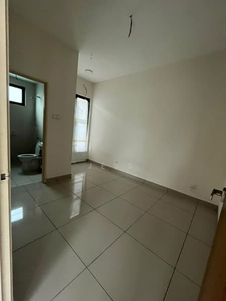 Rumah Teres 2-Tingkat untuk Disewa di Bandar Kinrara Seksyen 1 (Bandar Kinrara) - Jess Lau - Bathroom - PropertyGuru.com.my