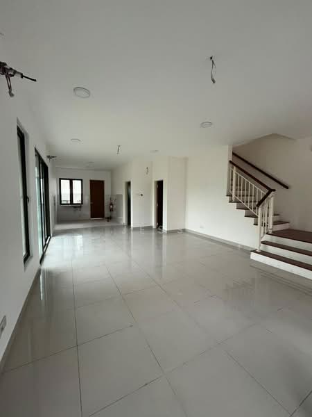 Rumah Teres 2-Tingkat untuk Disewa di Bandar Kinrara Seksyen 1 (Bandar Kinrara) - Jess Lau - Living Room - PropertyGuru.com.my