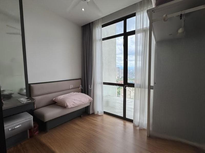 Kediaman Servis untuk Dijual di The Park Sky Residence - Paul Ng - Bedroom - PropertyGuru.com.my