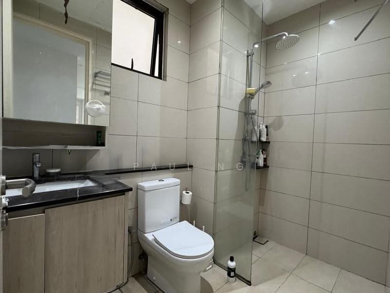 Kediaman Servis untuk Dijual di The Park Sky Residence - Paul Ng - Bathroom - PropertyGuru.com.my