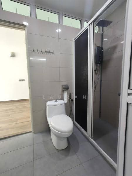1.5-storey Terraced House for Sale in SS 3, Taman Universiti (Petaling Jaya) - Lauran Chuah - Bathroom - PropertyGuru.com.my
