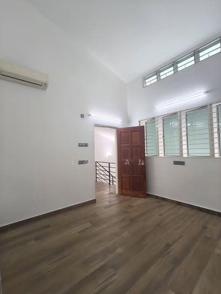 1.5-storey Terraced House for Sale in SS 3, Taman Universiti (Petaling Jaya) - Lauran Chuah - Interior - PropertyGuru.com.my
