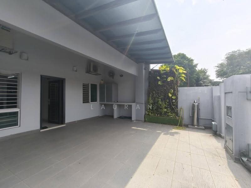 1.5-storey Terraced House for Sale in SS 3, Taman Universiti (Petaling Jaya) - Lauran Chuah - Exterior - PropertyGuru.com.my