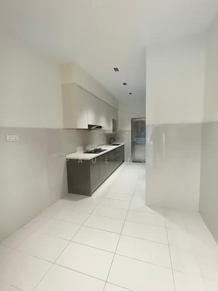 Rumah Teres untuk Dijual di Bandar Kinrara Seksyen 1 (Bandar Kinrara) - Paul Ng - Kitchen - PropertyGuru.com.my