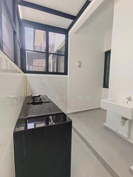 Rumah Teres untuk Dijual di Bandar Kinrara Seksyen 1 (Bandar Kinrara) - Paul Ng - Kitchen - PropertyGuru.com.my