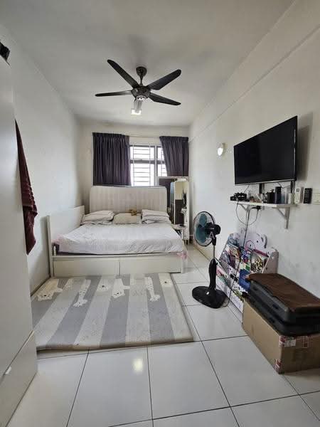 Service Residence for Sale at Sky Gardens Residences - Eddy Chan - Bedroom - PropertyGuru.com.my