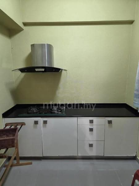 Condominium for Rent at The Zest @ Kinrara 9 - Kevin Look - Kitchen - PropertyGuru.com.my
