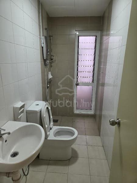 Condominium for Rent at The Zest @ Kinrara 9 - Kevin Look - Bathroom - PropertyGuru.com.my