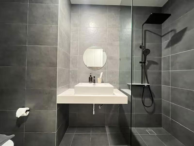 Kediaman Servis untuk Dijual di Bell Suites - YY Teo - Bathroom - PropertyGuru.com.my