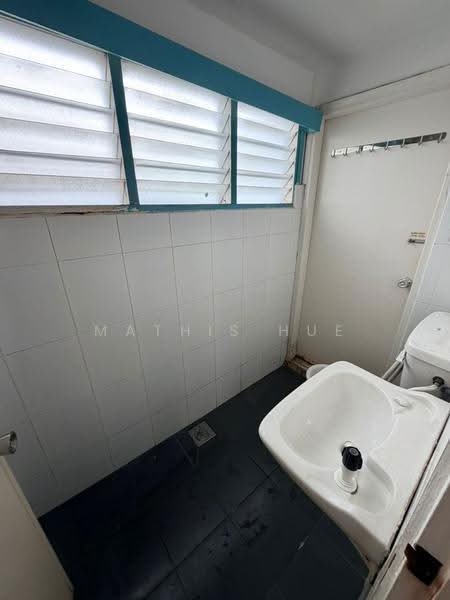 Bungalow House for Sale in SS1 (Petaling Jaya) - Mathis Hue - Bathroom - PropertyGuru.com.my