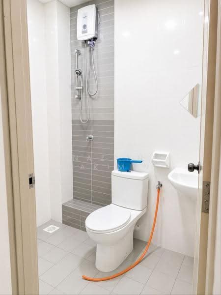 Rumah Teres untuk Dijual di Kota Puteri (Batu Arang) - Nazrin Hakimin - Bathroom - PropertyGuru.com.my