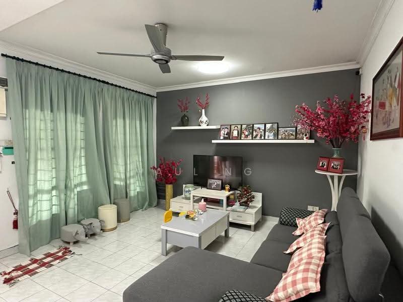 Rumah Teres 2-Tingkat untuk Dijual di Saujana Damansara (Damansara Damai) - Paul Ng - Living Room - PropertyGuru.com.my