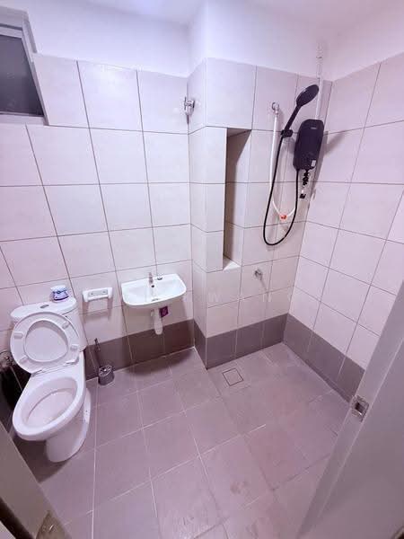 Kondominium untuk Disewa di MiNest Residence - Kai kwang Wan - Bathroom - PropertyGuru.com.my