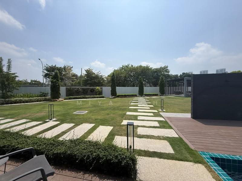 Bungalow House for Sale in Iskandar Puteri (Nusajaya) (Johor) - Miya Goh - Garden - PropertyGuru.com.my