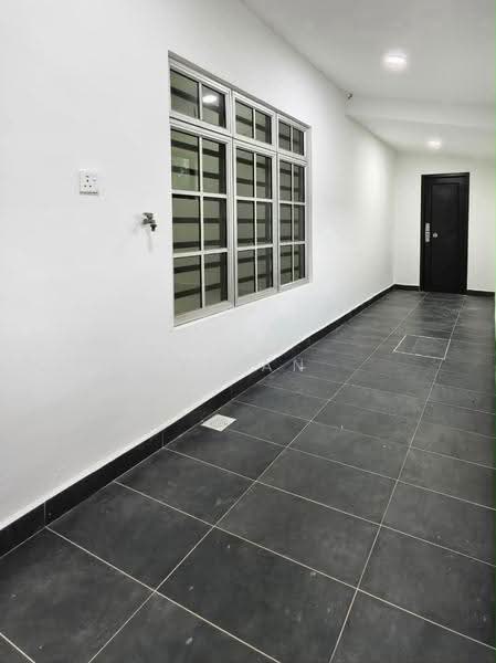 Rumah Teres 1-Tingkat untuk Dijual di Taman Johor Jaya (Johor Bahru) - Ziyan Liew - Corridor - PropertyGuru.com.my