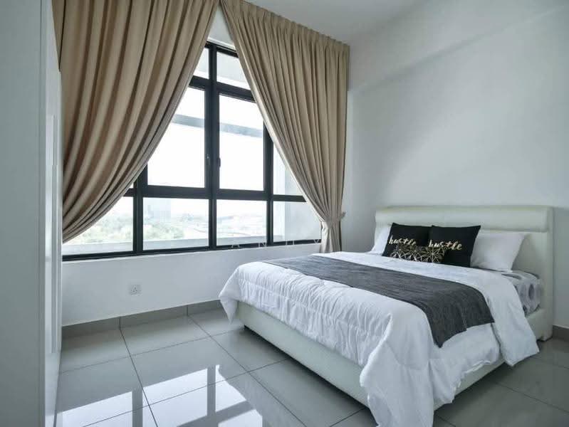 Kediaman Servis untuk Dijual di Conezion Residences - Andy Wong - Bedroom - PropertyGuru.com.my
