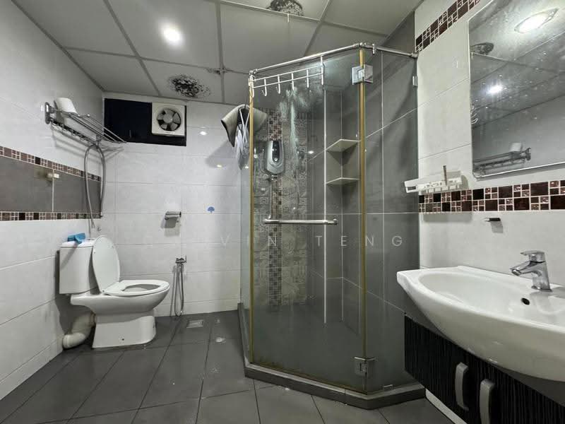 Kondominium untuk Disewa di Sunny Ville Condominium - Calvin Teng - Bathroom - PropertyGuru.com.my