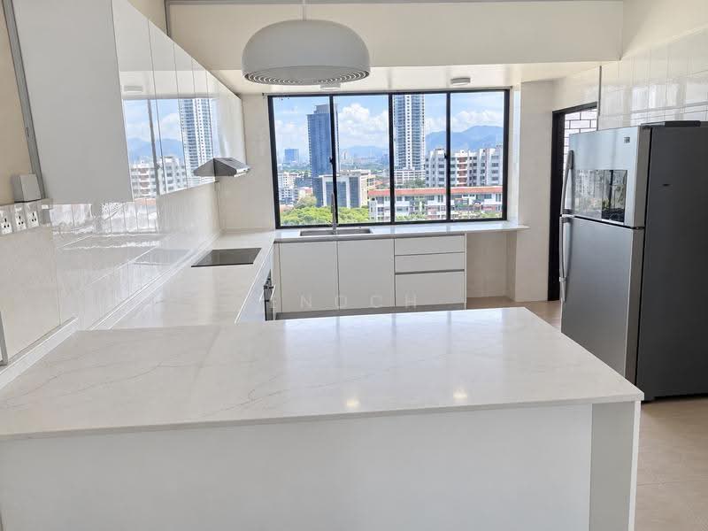 Kondominium untuk Dijual di Silverton Condominium - Enoch Tiu - Kitchen - PropertyGuru.com.my